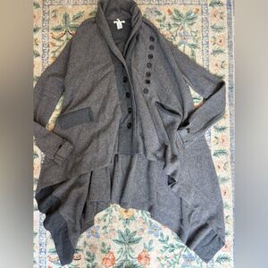 Blayde Italian Designer Gray Ruffle Hem Sweater Jacket Cape Lagenlook Wool 2